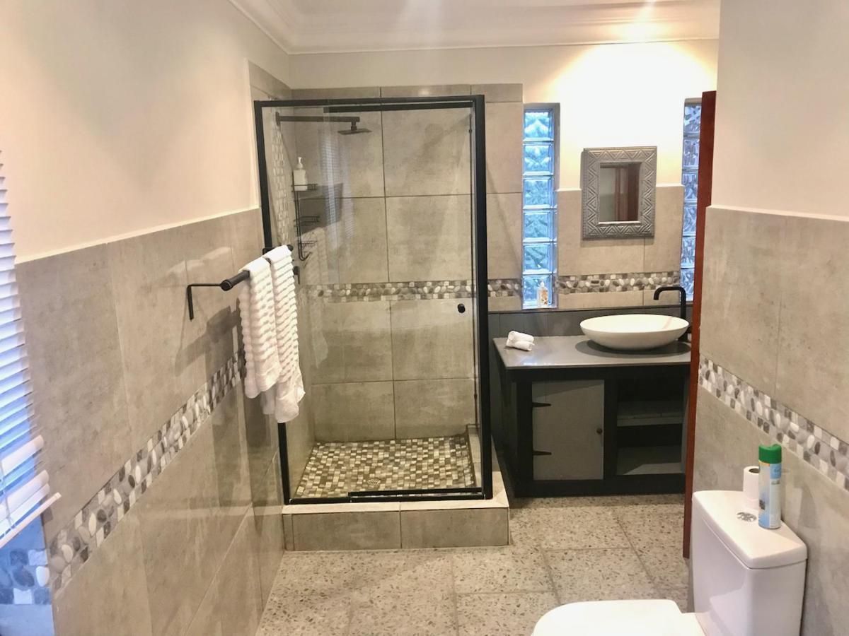 Hotel 37 On Eagles Hartbeespoort Zewnętrze zdjęcie